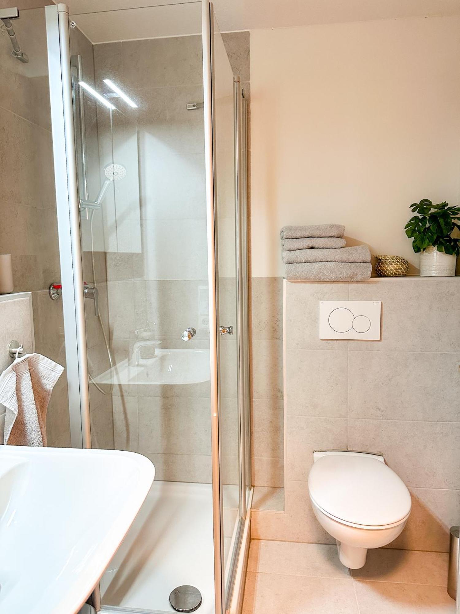 Schoenes Apartment Mit Terrasse Вюрцбург Екстериор снимка