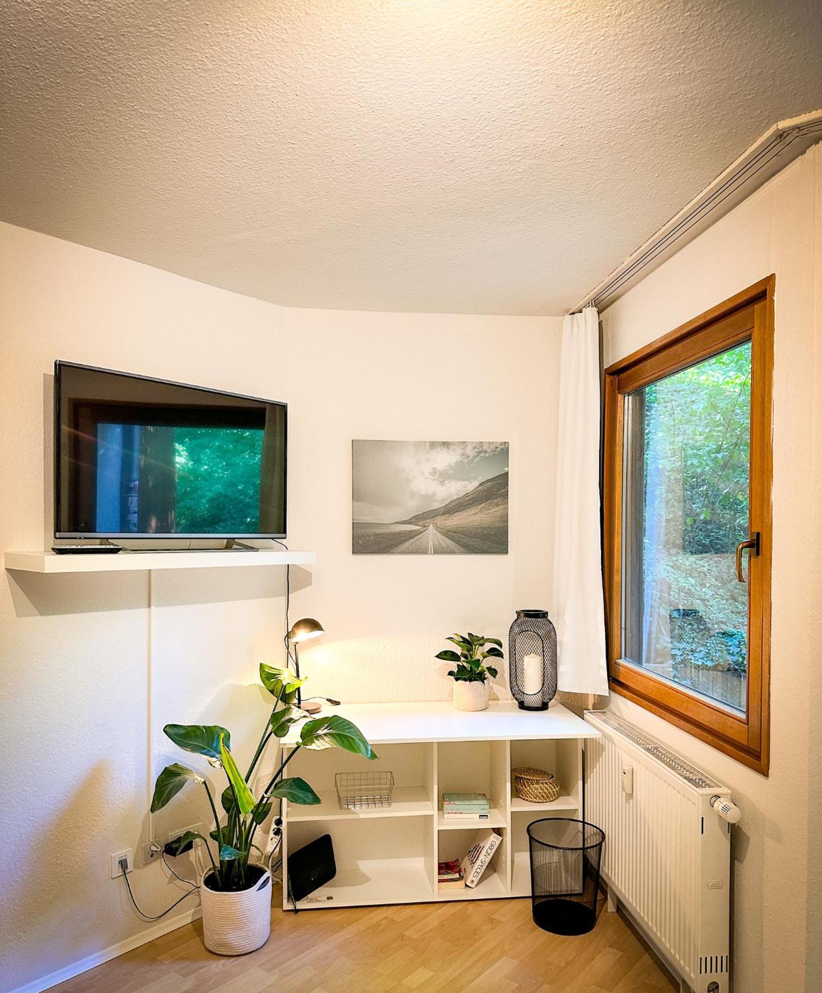 Schoenes Apartment Mit Terrasse Вюрцбург Екстериор снимка